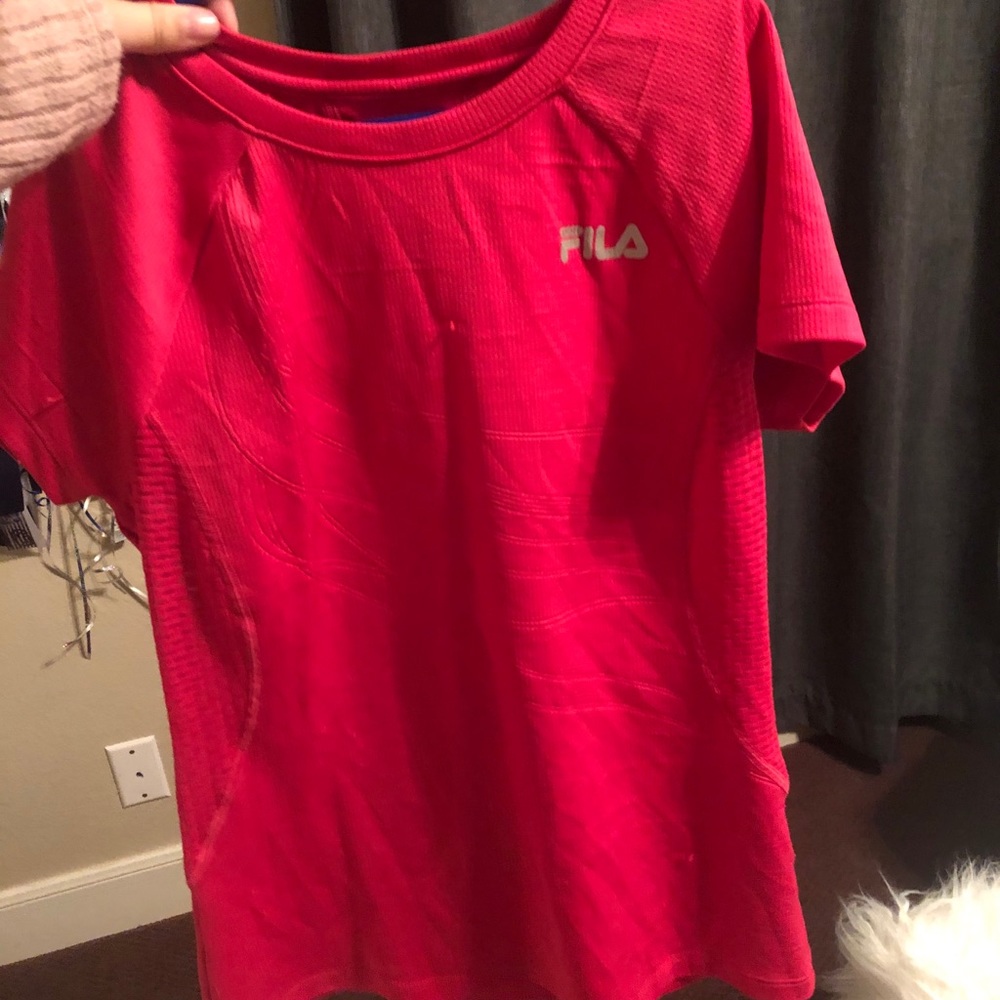 fila workout tee